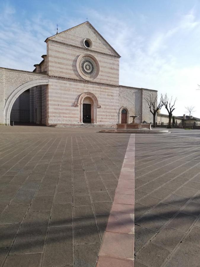 Hotel Villa Elda Assisi Exterior photo