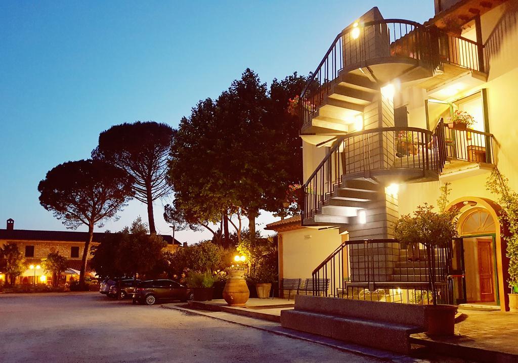 Hotel Villa Elda Assisi Exterior photo